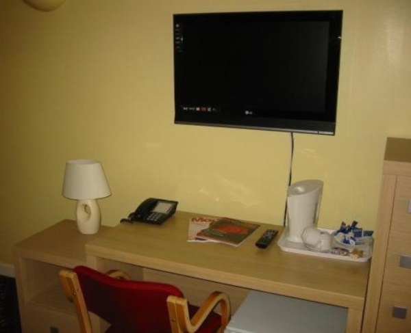 The Langham Hotel image 10